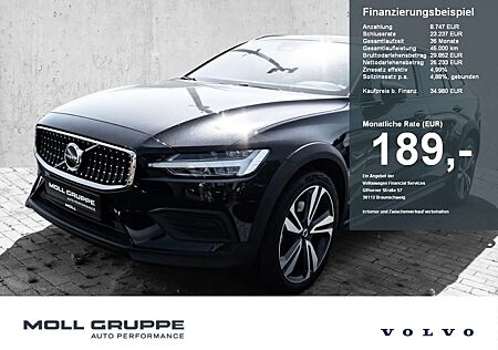 Volvo V60 CC V60 Cross Country B4 AWD Plus Pano LED