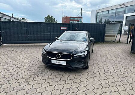 Volvo V60 Kombi Momentum Pro