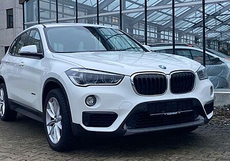 BMW X1 sDrive 18 i Advantage PDC LED Sitzheizung AHK