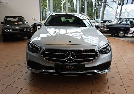 Mercedes-Benz E 200 T-Modell+Kamera+Pano.+SHZ+Navi+CarPlay+