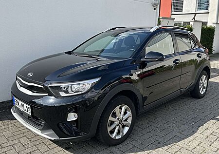 Kia Stonic 1.4 / Navi / Klima / Kamera / Carplay