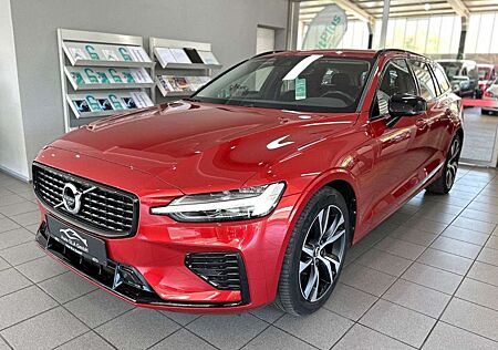 Volvo V60 T6 R Design AWD 1.Hand|AHK|Kamera|Garantie