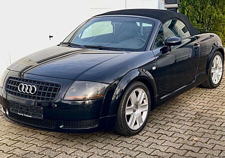 Audi TT Coupe/Roadster 1.8 T Roadster*Cabrio*SHZ*Navi