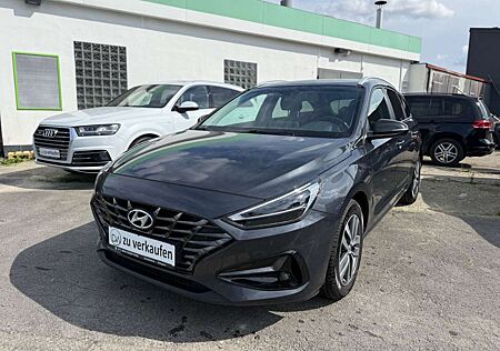 Hyundai i30 cw Intro Edition Kombi Aut. Navi Garantie