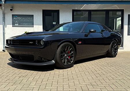 Dodge Challenger Coupe 6.4 V8 SRT 392