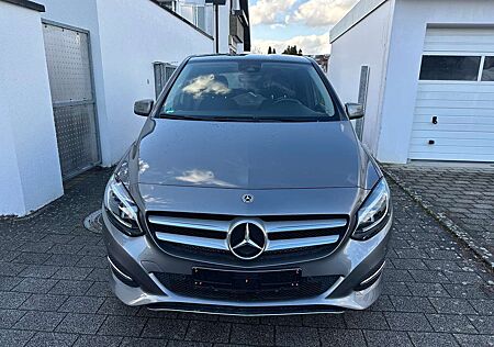 Mercedes-Benz B 200 Urban -AUTOMATIK-LED-NAVI-AHK-KEYLESS GO-