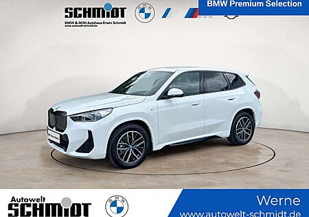 BMW iX1 eDrive20 M Sportpaket + GARANTIE-bis-01.2029