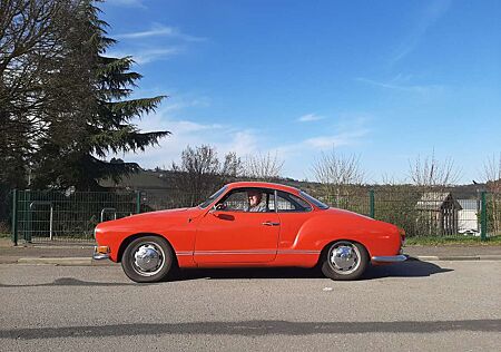 Volkswagen Karmann Ghia