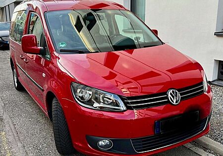 VW Caddy Volkswagen Maxi mit Rolli-Umbau für Selbst-/Mitfahrer