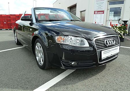 Audi A4 Cabrio 1.8 T Leder E-dach Navi kl. Mängel