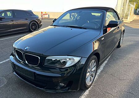 BMW 118 d Cabrio Teilleder PDC 2 HAND