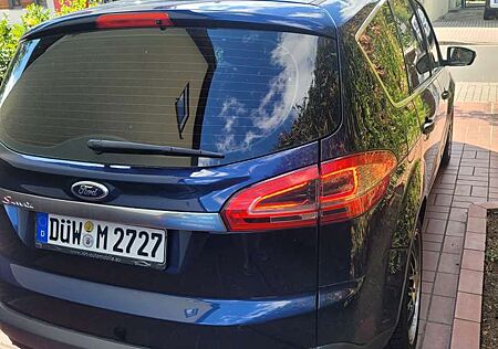 Ford S-Max Diesel 2.0 TDCi DPF Titanium