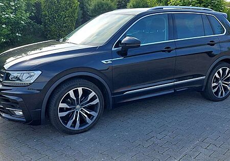 VW Tiguan Volkswagen 2.0TDI SCR Blue Motion Highline R-Line AHK