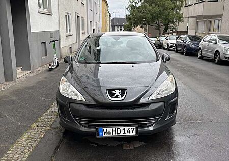 Peugeot 308 95 VTi Filou
