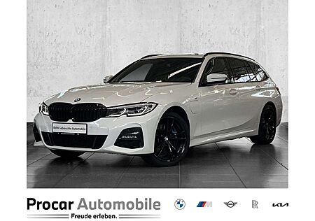 BMW 330 e xDrive Touring M Sport DA PA Laser Pano HuD