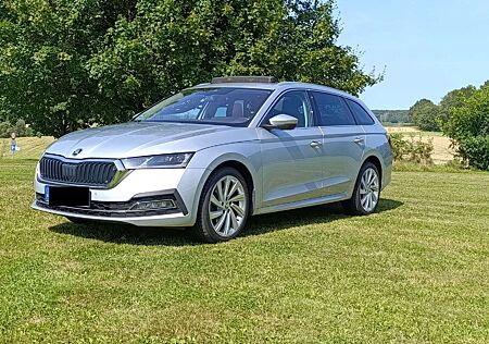 Skoda Octavia +Combi+Diesel+IV+Combi+2.0+TDI+DSG+First+Ed