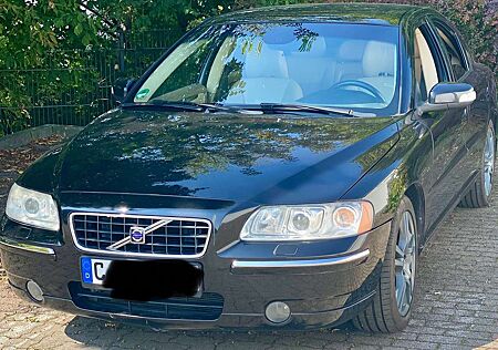 Volvo S60 +2.4+Aut.+Momentum