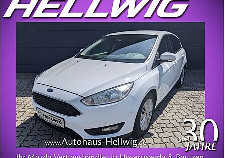 Ford Focus 1.0l Business AHK Kamera Navi Sitzheizung