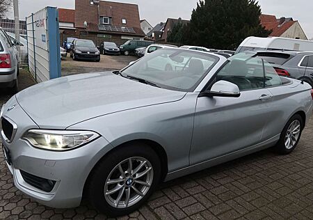 BMW 220 i Cabrio Advantage DTC Sport