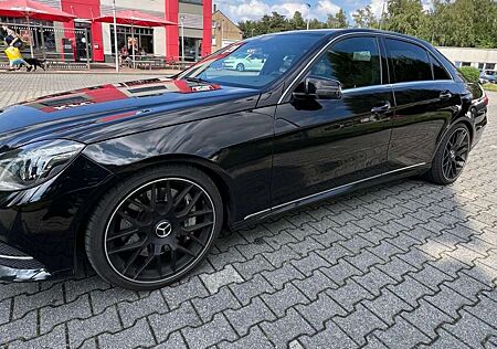 Mercedes-Benz E 500 CGI AMG-Sport Paket/4Matic/3Jahre Garantie inklsiv