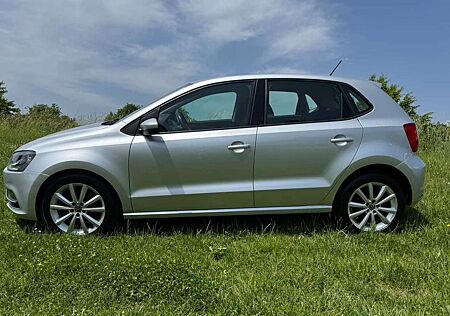 VW Polo Volkswagen 1.2 TSI (Blue Motion Technology) Comfortline