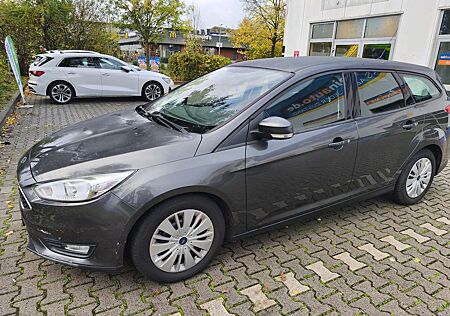 Ford Focus Turnier 1.5 TDCi DPF Start-Stopp-System Aut. Trend