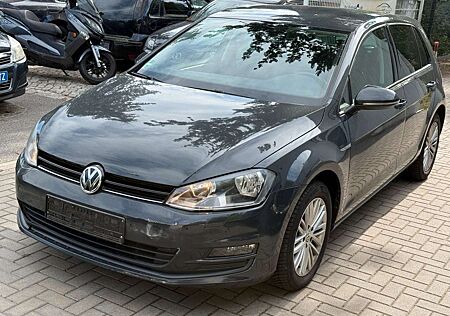 VW Golf Volkswagen 1.2 TSI Lim. Cup BMT