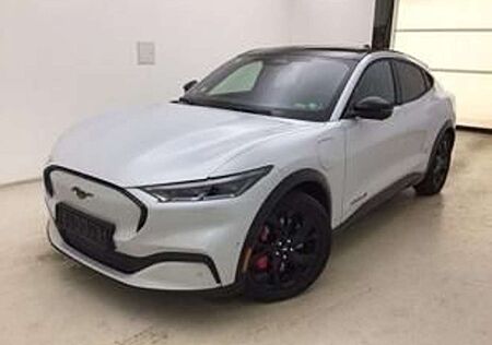 Ford Mustang Mach-E Premium 4X4 PANO ACC TECHNO-PLUS