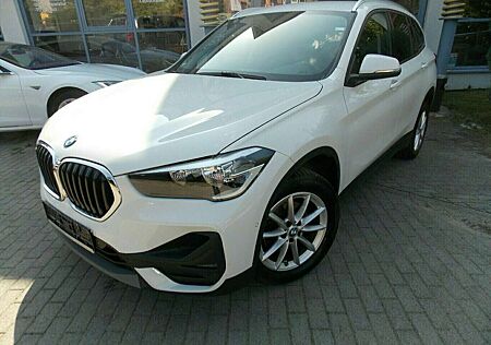 BMW X1 X118i Advantage +PDC+TEMPOMAT+NAVI+SHZ