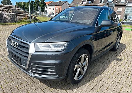 Audi Q5 quattro *Kamera*Panorma*Standheizun*