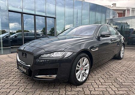 Jaguar XF 25t Portfolio LED|ACC|Keyless|360° Kamera|DVD