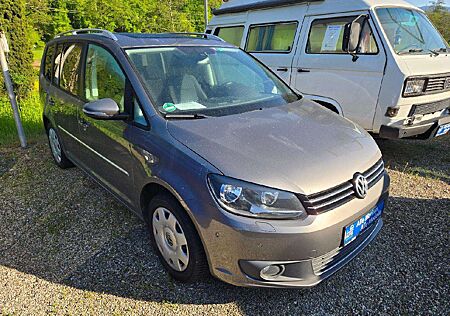 VW Touran Volkswagen Highline