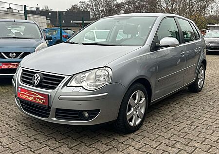 VW Polo Volkswagen Tour WENIG KM TÜV NEU