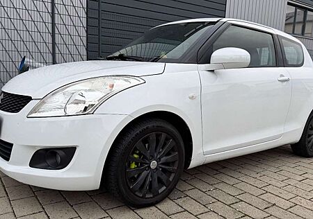 Suzuki Swift gebraucht kaufen Suzuki Swift 1.2 FACELIFT TÜV,WENIG-KM,KLIMA,TEMPOMAT