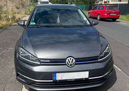 VW Golf Volkswagen VII 5-Türer 1.5 TSI BlueMotion Join
