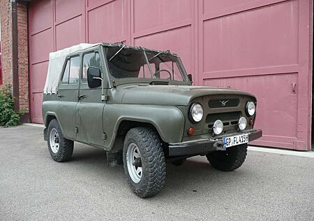 UAZ 469