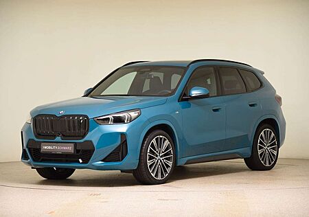 BMW iX1 xDrive30 M Sportpaket Pano HiFi *UVP:73.720
