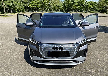 Audi Q4 e-tron 40 e-tron 2x S Line, Sportback, Sonos, Matrix LED