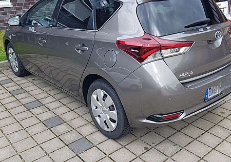 Toyota Auris 1.8 VVT-i Hybrid Automatik Edition-S