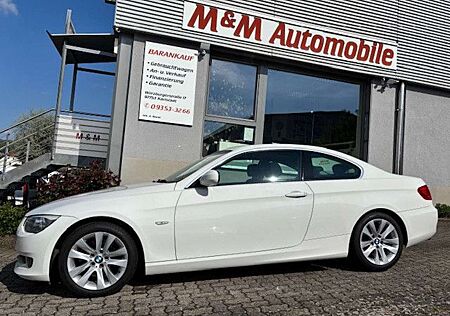 BMW 330 d Coupe Aut. NAVI-Prof.+GSD+KESSY+XEN+E-Sitze