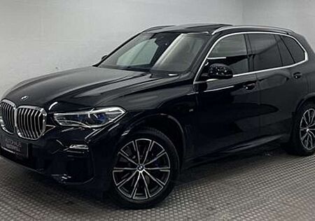 BMW X5 M xDrive30d M SPORT PANO+AHK+HUD+LASER+MEMORY+