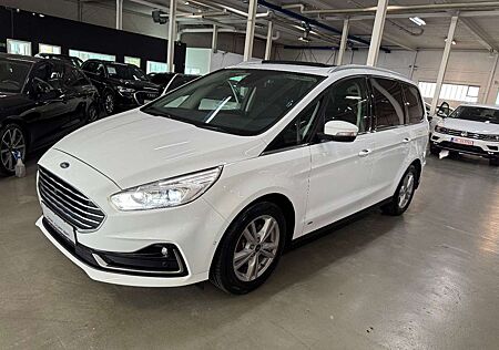 Ford Galaxy TITANIUM SPORT AWD AUT 7-SITZER PANO VOLL