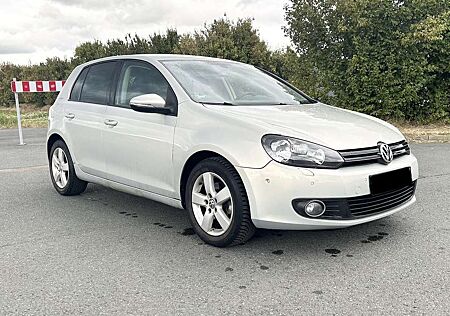 VW Golf Volkswagen 1.6 TDI DPF Team (Neu TÜV und gepflegt)
