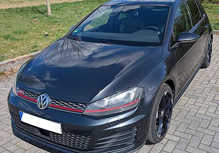 VW Golf GTI Volkswagen 2.0 TSI, StHz, Pano, AHK, ACC, Leder, 8-fach, NR