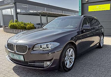 BMW 525 d DPF Touring.LEDER.NAVI.PANO.Bi-Xenon