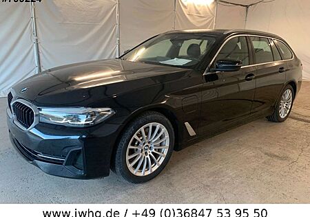 BMW 530 e LED Nav+ Vollleder CockpitProf DAB AHK Kam