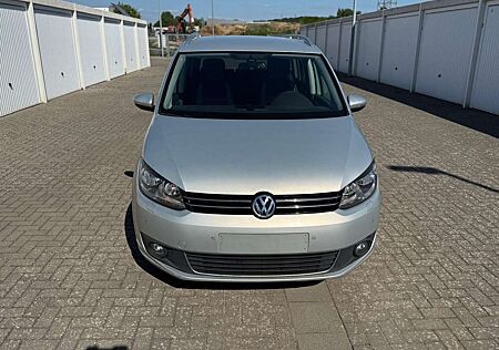 VW Touran Volkswagen Life TÜV 02/2027 Steuerkette & Inspektion Neu