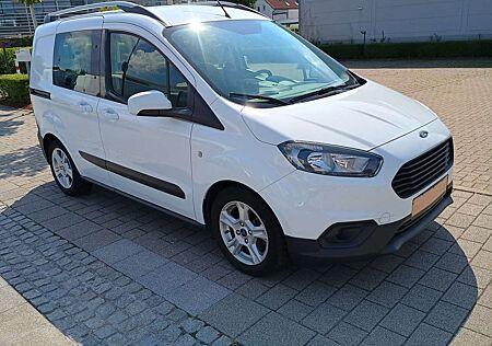 Ford Tourneo Courier 1.0 100 PS EcoBoost S 12 Tkm/Klimaaut/Rückf-Ka
