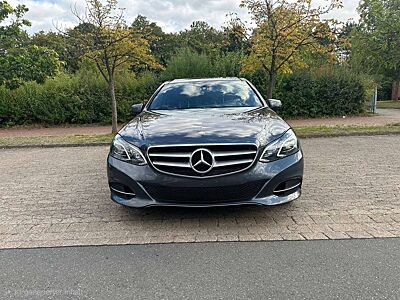 Mercedes-Benz E 250 E 250 BlueTEC 4Matic 7G-TRONIC