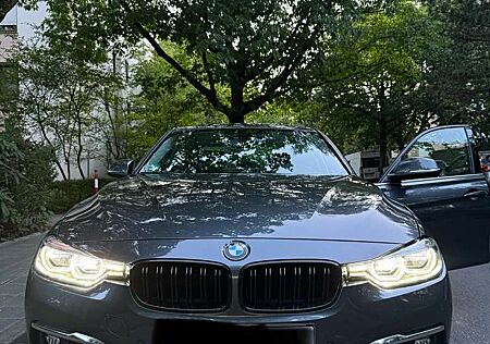 BMW 320i 320 Limousine Automatik Luxury Line
